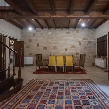 Dağ evi Kourtis Family Mansion *